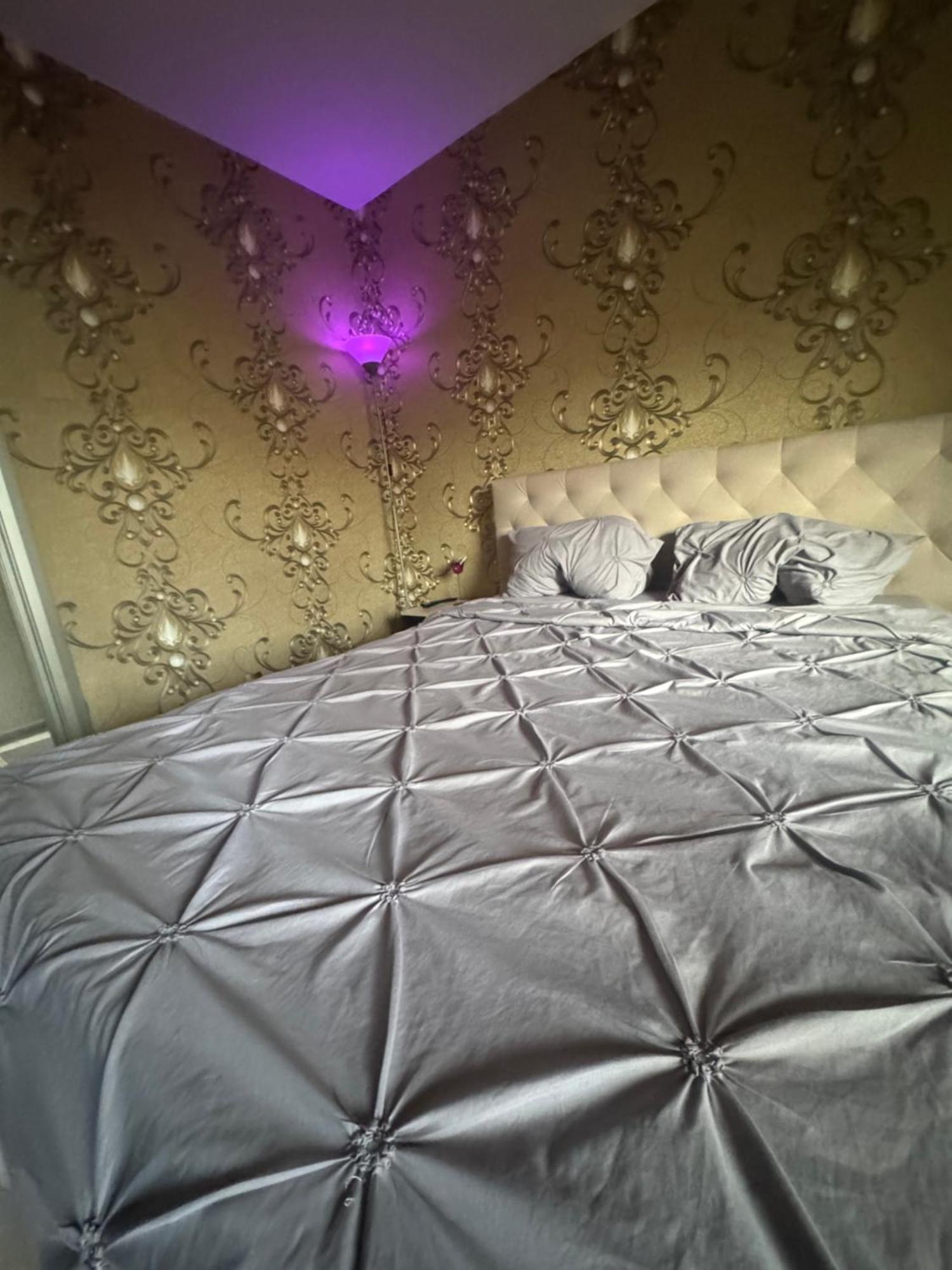 Luxury Appartement Boekarest Buitenkant foto
