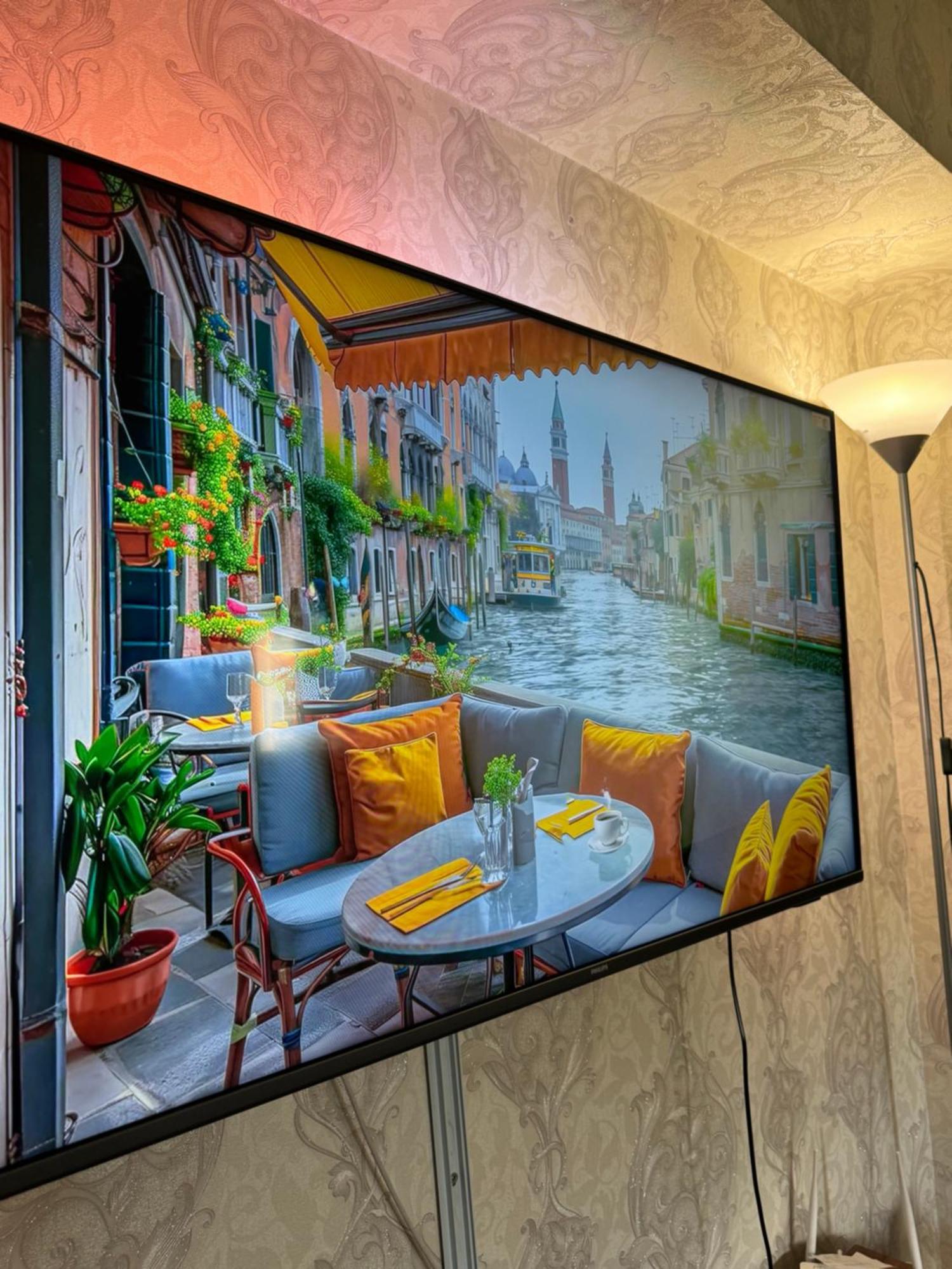 Luxury Appartement Boekarest Buitenkant foto