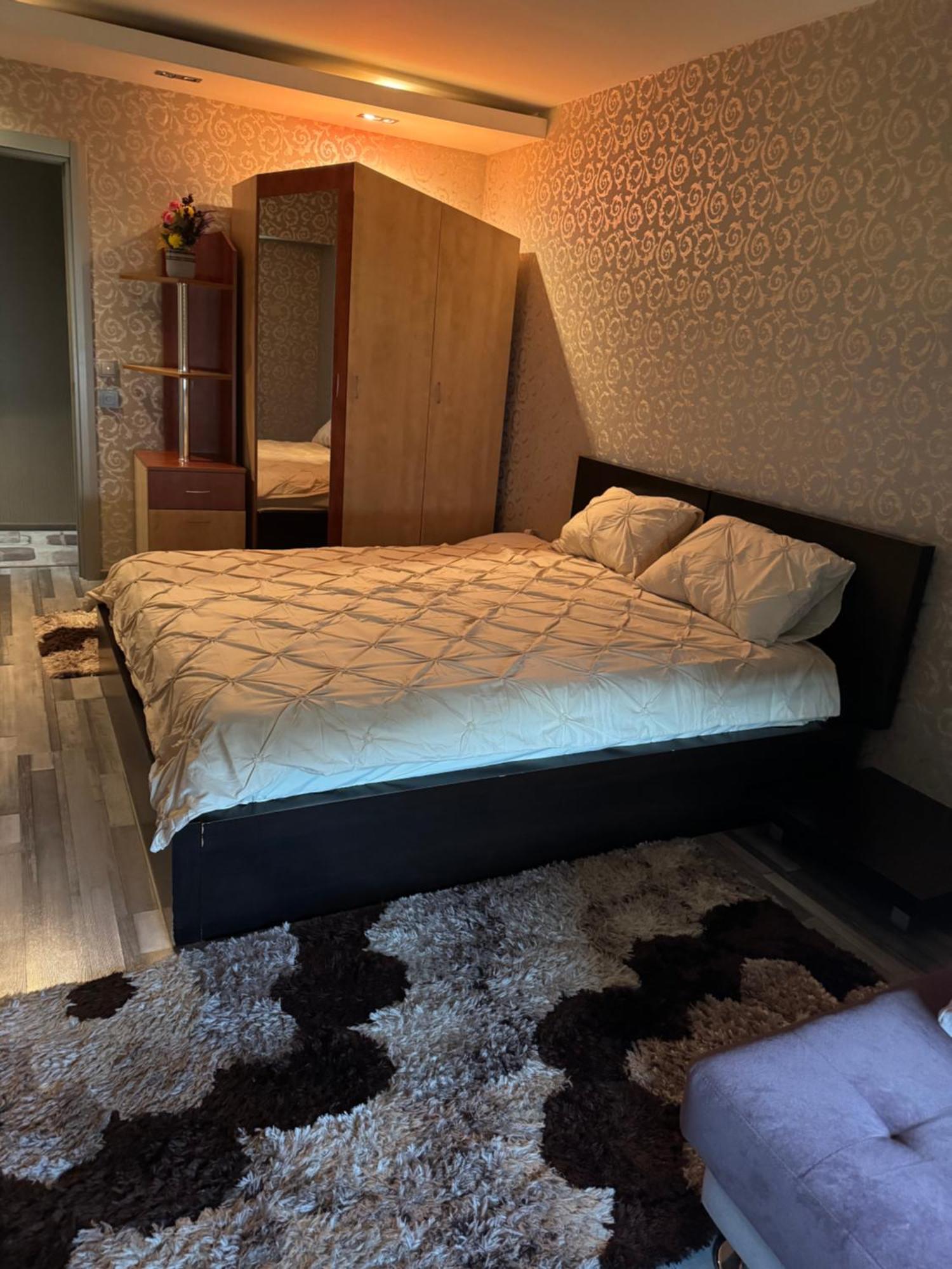Luxury Appartement Boekarest Buitenkant foto